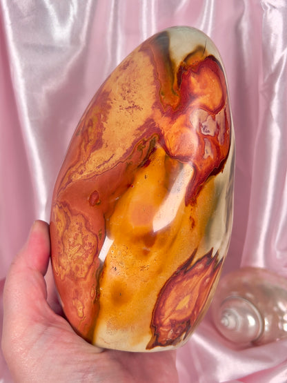 "Avocado Bat" Polychrome Freeform - 4.2 lb