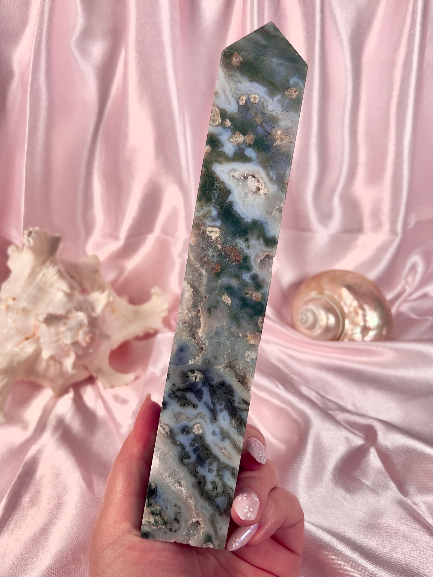 Statement Moss Agate Tower