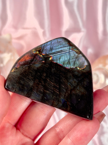 Split Flash Silver and Teal Labradorite Freeform from Finland
