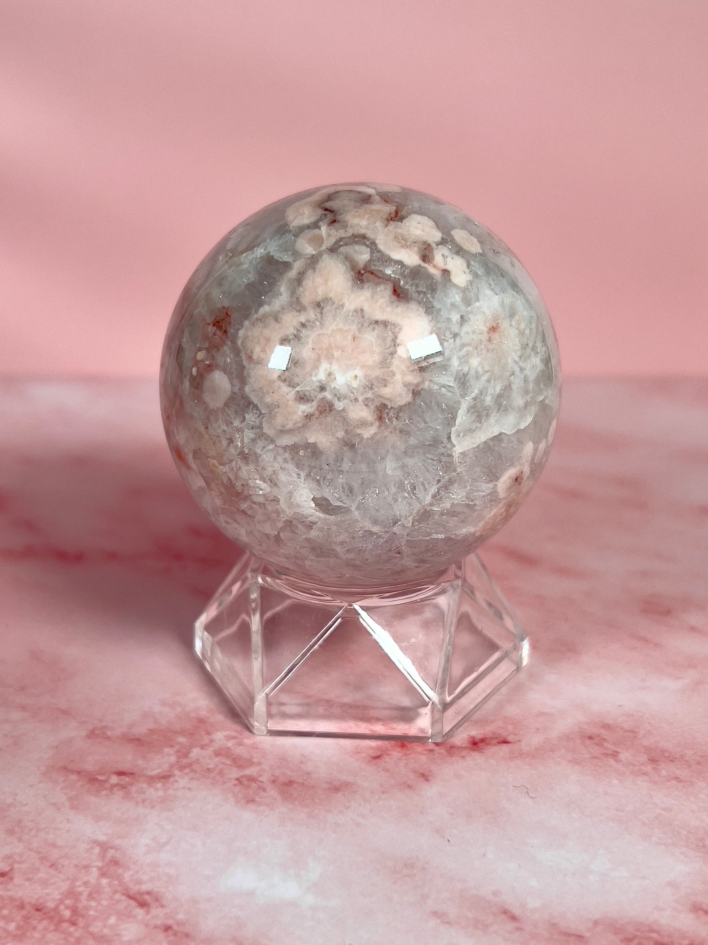 Geometric Acrylic Sphere Stand