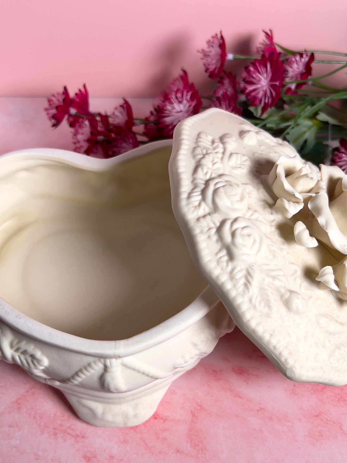 Vintage Porcelain Heart Trinket Box - open view