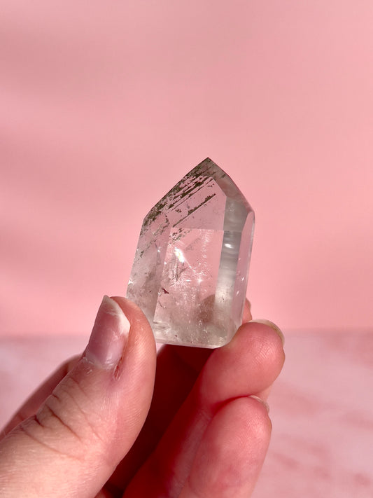 High Quality Garden Quartz Mini Tower from Brazil