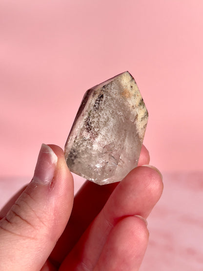 High Quality Garden Quartz Mini Tower from Brazil