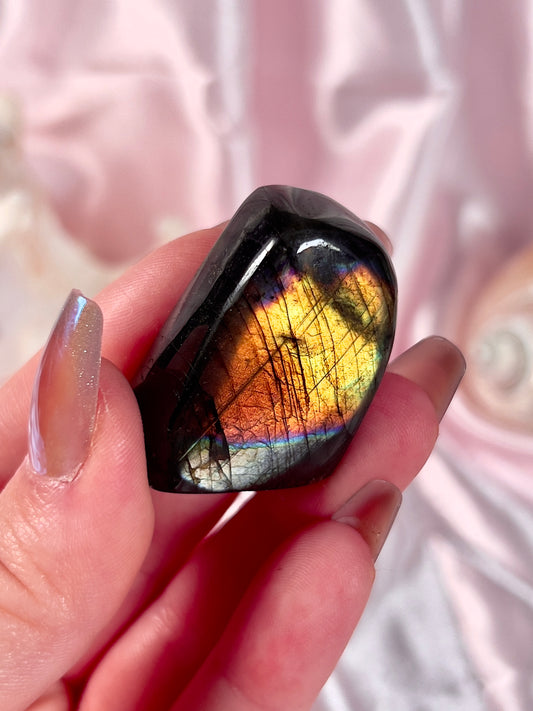 Mini Rainbow Flash Labradorite Freeform from Finland