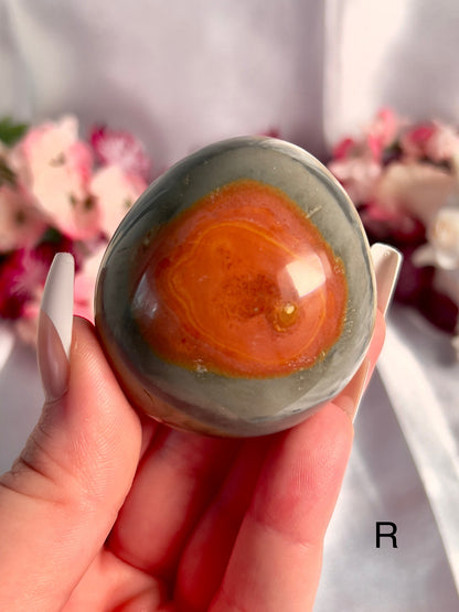 Jumbo Polychrome Palm Stone 