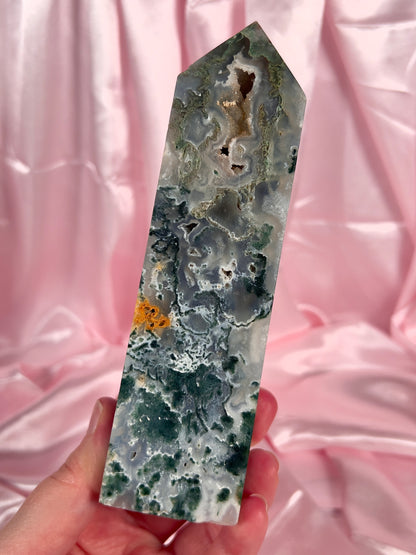 Druzy Moss Agate Tower