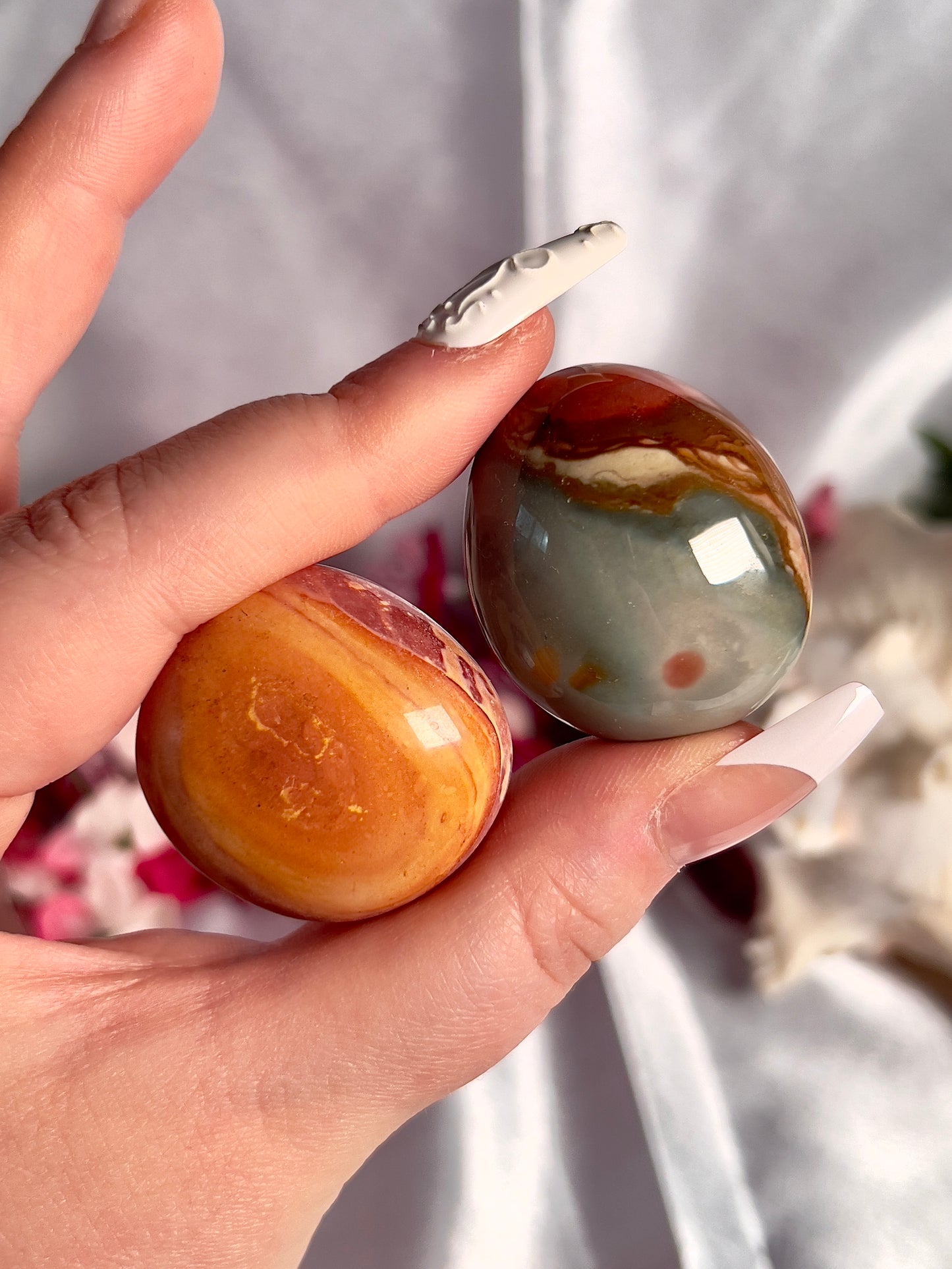 Mini Polychrome Pebble