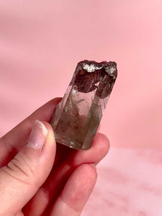 High Quality Garden Quartz Mini Tower from Brazil