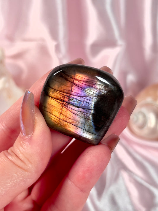 Mini Rainbow Flash Labradorite Freeform from Finland
