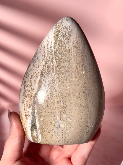 Neutral Orbicular Sea Jasper Freeform