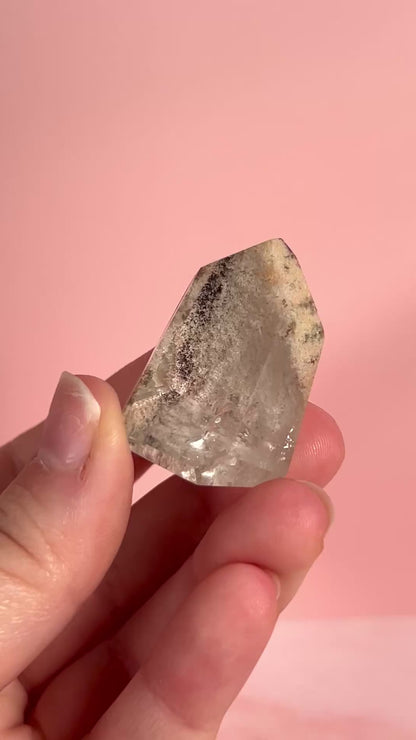 High Quality Garden Quartz Mini Tower from Brazil