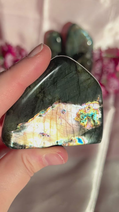 Split Flash Silver and Teal Labradorite Freeform from Finland