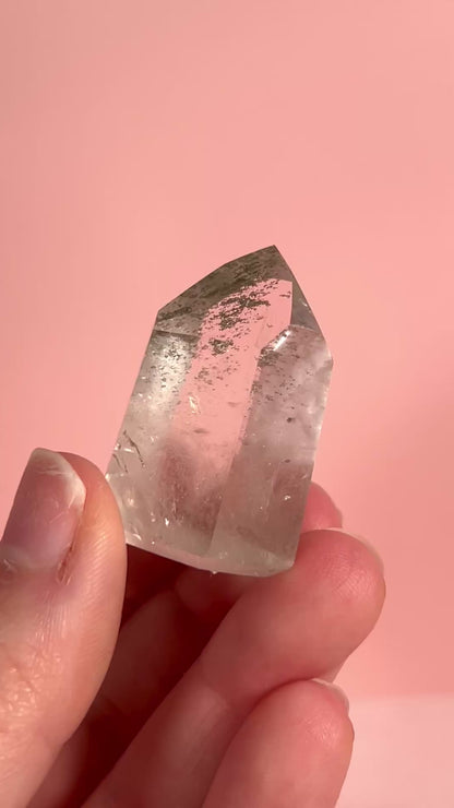 High Quality Garden Quartz Mini Tower from Brazil