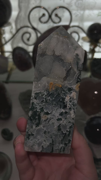 Druzy Moss Agate Tower