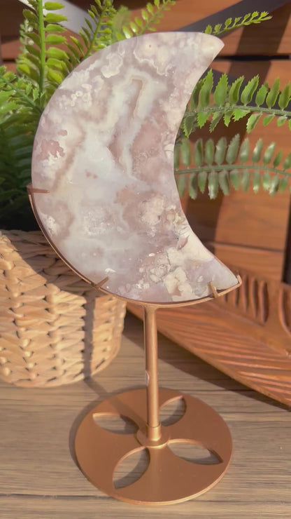 Statement Flower Agate Moon on Stand