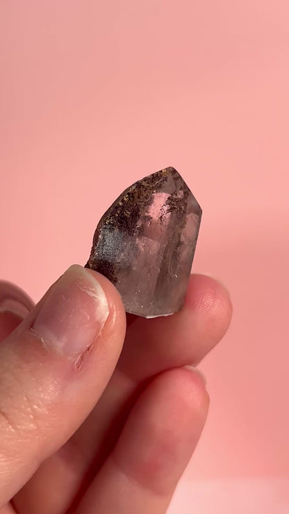 High Quality Garden Quartz Mini Tower from Brazil